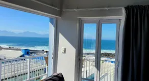 Point Village Hotel and Self Catering - Image 4