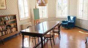 Espectacular Casa Chateau en el centro de Olot - Image 5