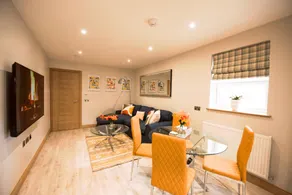 Elm House - Image 2