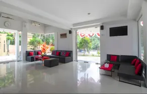 kahai beach hotel - Image 5
