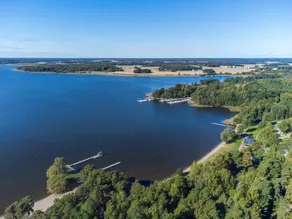 harmony_lake_house - Image 1