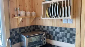 Woodhead Shepherds Hut - Sleeps 2 - Parking - Image 4