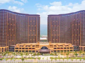 Longemont Zoo Hotel - Image 3