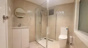 Quite and friendly house - Image 4