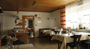 Pension Eichschmid / Röll´n Biergarten - Image 3