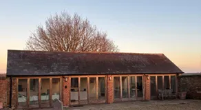 Cool Contours Venue - Image 2