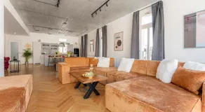 Oomph Apartments - Image 4