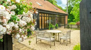 Waterside Barn - Image 5