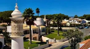 Sun Life Hostel - Image 5