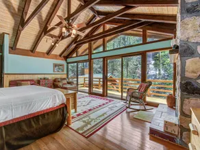 Black Bear Lodge - Image 2