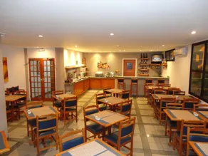 Hotel Ventura Inn - Image 3