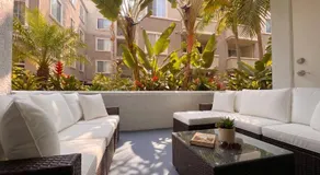 Peaceful 1BR & 2BR MDR Retreat Close to Venice Beach with Pool & Gym - Image 5