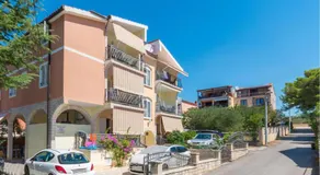 Nice Apartment In Sveti Filip I Jakov - Image 2
