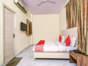 Hotel O Vishwakarma Palace - Image 2