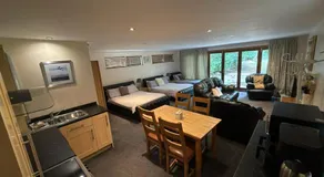 Kendall Lodge - Image 2