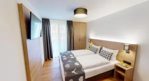 Double Room - Haus Alpina - Image 3