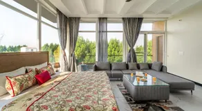 ELIVAAS Signature Echoes by the Aravalli Pet-friendly 5-BHK Villa With Private Pool - Image 2