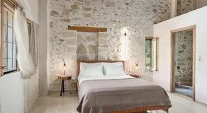 New Villa Myre3, A Family-Friendly Retreat in Crete with Private Pool & 3 Apartments - Image 2