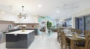 Zenhouse: 4BR Stylish Work/Family Home in Muirhead - Image 4
