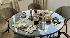 Chez Fine - Image 3
