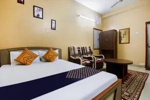 SPOT ON 75446 Hotel Punjab - Image 2