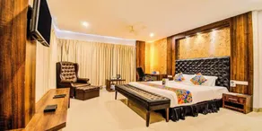 THE DAWN HOTEL - Image 2