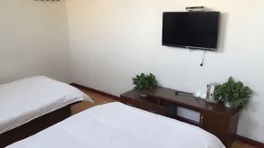 521 Hotel - Image 5