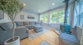 Springwells Park Townhouse Very Cozy - Image 2