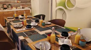 Suite Privée Bed and Breakfast - Image 3