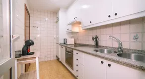 Céntrico y cómodo en zona Vialia by CABANA Rentals - Image 3