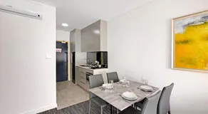 Value Suites Penrith - Image 3