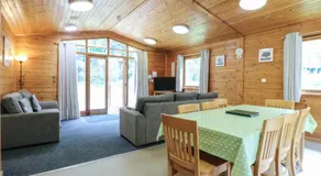 Sycamore Lodge - Image 3
