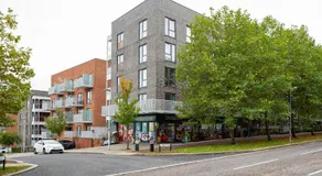 Central 1-Bed perfect for you By Valore Property Services - Image 4