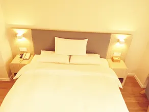 Hanting Hotel Qiandao Hu Plaza - Image 4