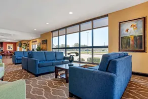 Comfort Suites Greenwood - Image 2