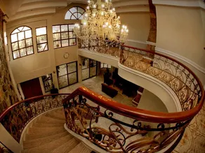 The Q Hotel - Image 3