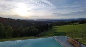 Chalet-Südsteiermark - traumhafte Aussicht, Infinity Pool, Privatsphäre, Klima und de-luxe Ausstattung - Image 2