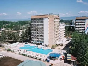 Hotel Yantra - Image 2