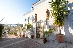 Dionysos Hotel - Image 4