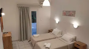 Gorgona apartments & studios - Image 2