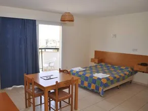 Mariela Hotel Apartments - Image 2
