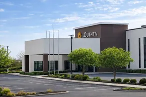 La Quinta Inn & Suites by Wyndham Miamisburg Dayton South - Image 5