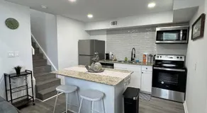 2BD DT Dallas l FIFA WORLD CUP READY l 5 Min from Love Field - Image 3
