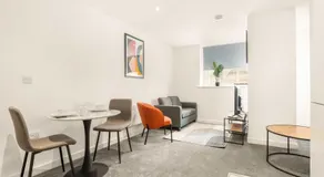 Stylish 1 BED Apartment in Central Hull - Image 4
