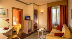Hotel Mediterraneo - Image 2