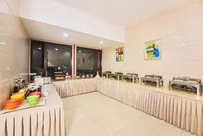 Dazhou Huazhou Hotel (City Center Plaza Dayi Middle School) - Image 4