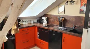 APPARTEMENT DE CHARME AU COEUR DE NEVERS - Image 4