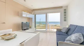 Appartement \"Super Beach 2\" avec vue sur la mer, balcon et Wi-Fi - Image 2