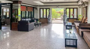 Baiboon Grand Hotel - Image 3