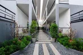 The Rest Hotel - Image 5